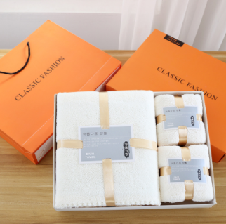 Classic Fashion Towel Gift Box