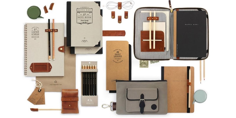 What is the difference between corporate and promotional gifts?